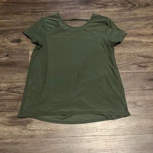 Kids L Green girls shirt